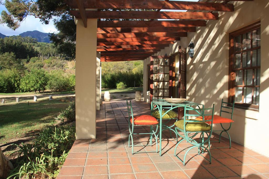Calais Wine Estate Guest House Paarl Exterior photo