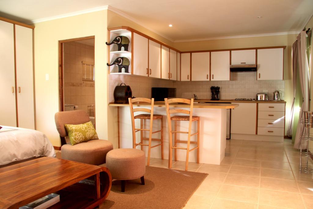 Calais Wine Estate Guest House Paarl Exterior photo