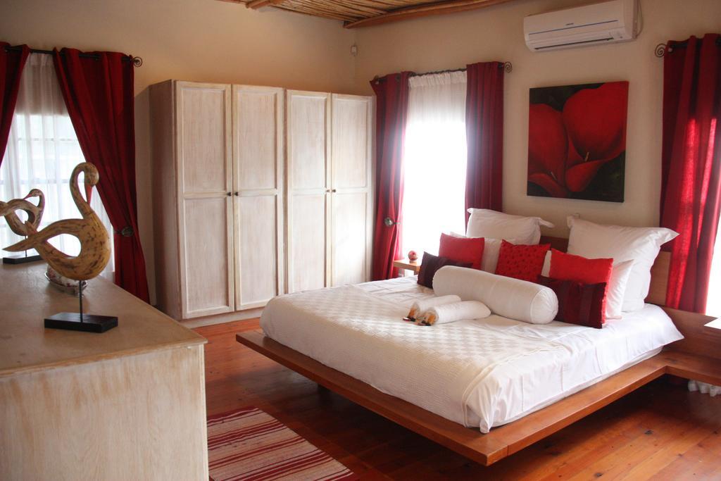 Calais Wine Estate Guest House Paarl Exterior photo