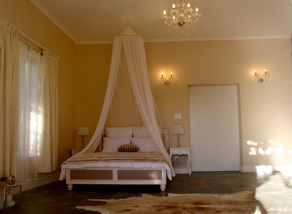 Calais Wine Estate Guest House Paarl Exterior photo